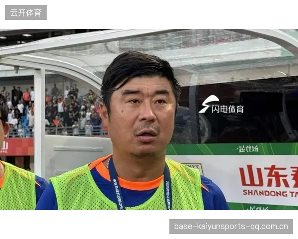 教练与球员公开和解引领团队新篇章——队内氛围迅速回暖的背后故事